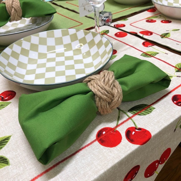 PLACEMATS - Picture 11 of 16